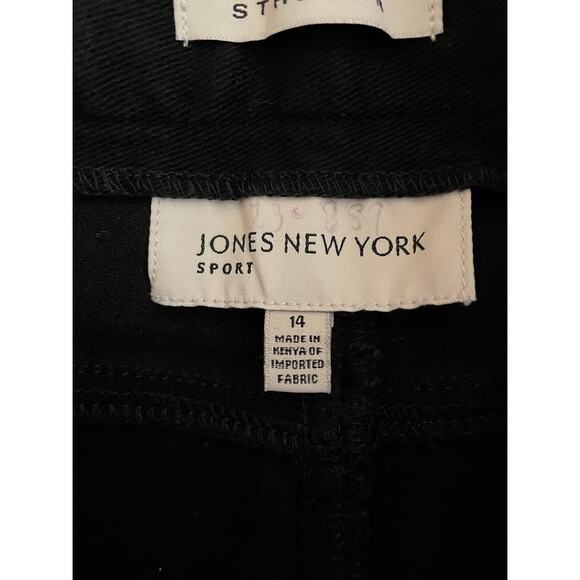 Black Straight Leg Jeans Womens Size 14 Stretch Comfort Classic Casual Pants - Picture 5 of 9